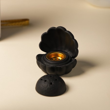 Encensoir en Céramique Noire – Design Coquillage