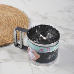 Tamis à Farine en Inox avec Poignée