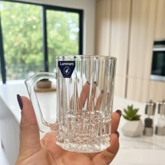 VERRE A THE ELUSSES S-P4612