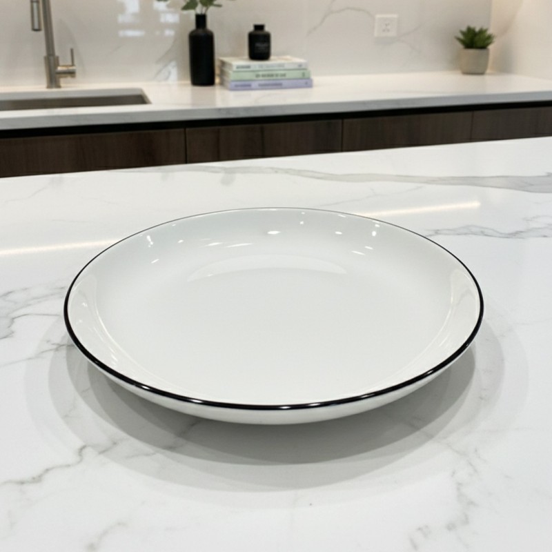 Assiette Creuse 26 cm Blanche Bord Noir