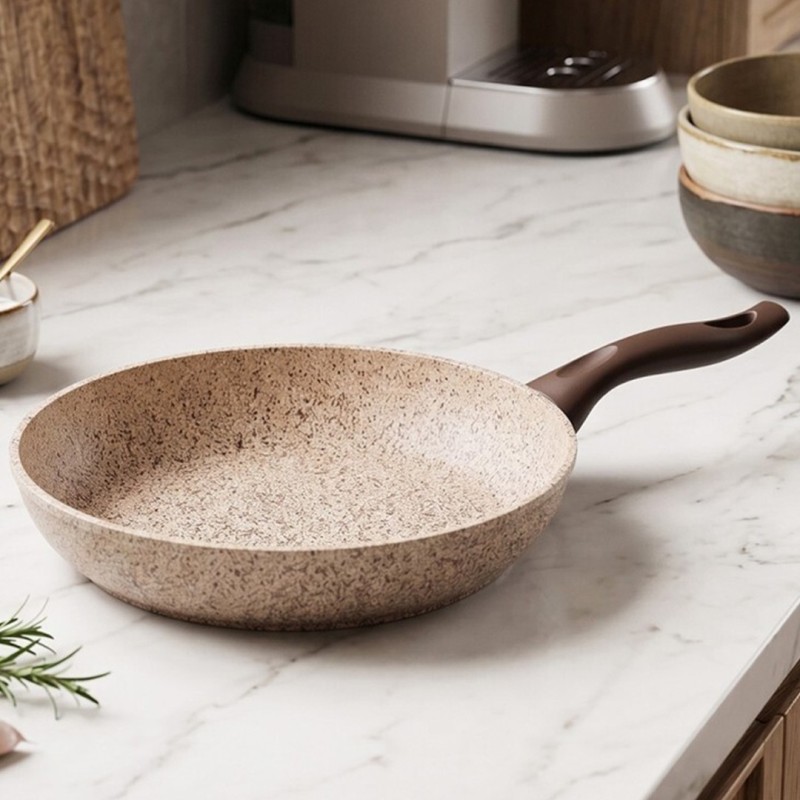 Poêle en Granite 28 cm Tous Feux avec Manche Isolant - Crème - Falez Poêle en Granite 28 cm Tous Feux avec Manche Isolant - Crème - Falez