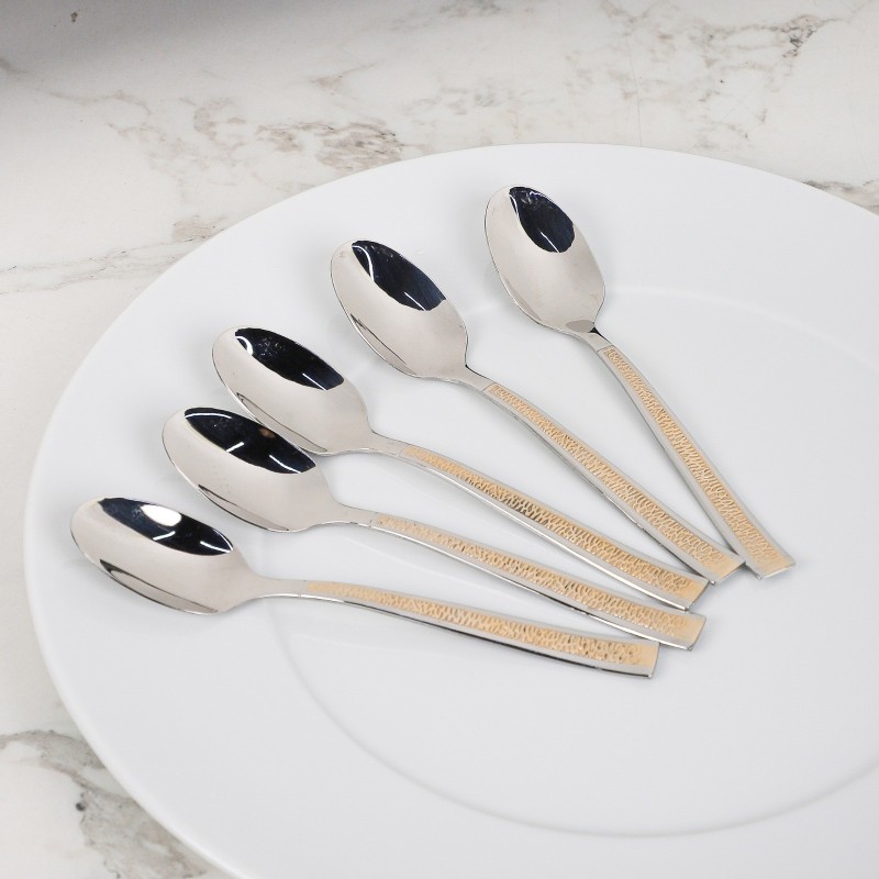 Lot de 6 Cuillères à Soupe Inox avec Détail Doré